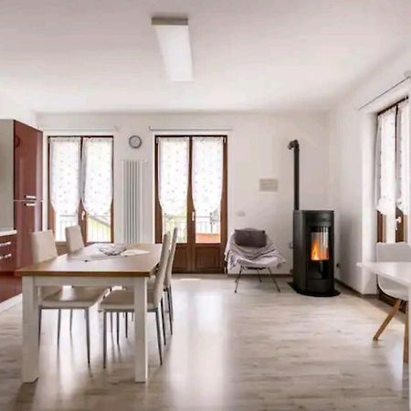 Iris Home Camblione Bagian luar foto